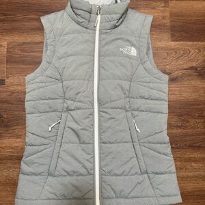 The North Face Women's Light Gray Quilted Vest